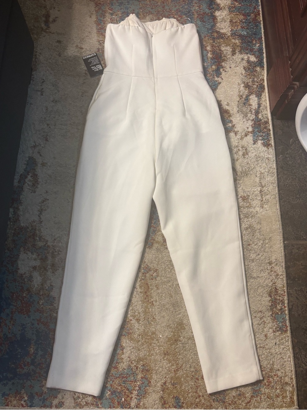 Express Strapless White Jumpsuit feat fitted bodice -Women's size 2 - Picture 2 of 4